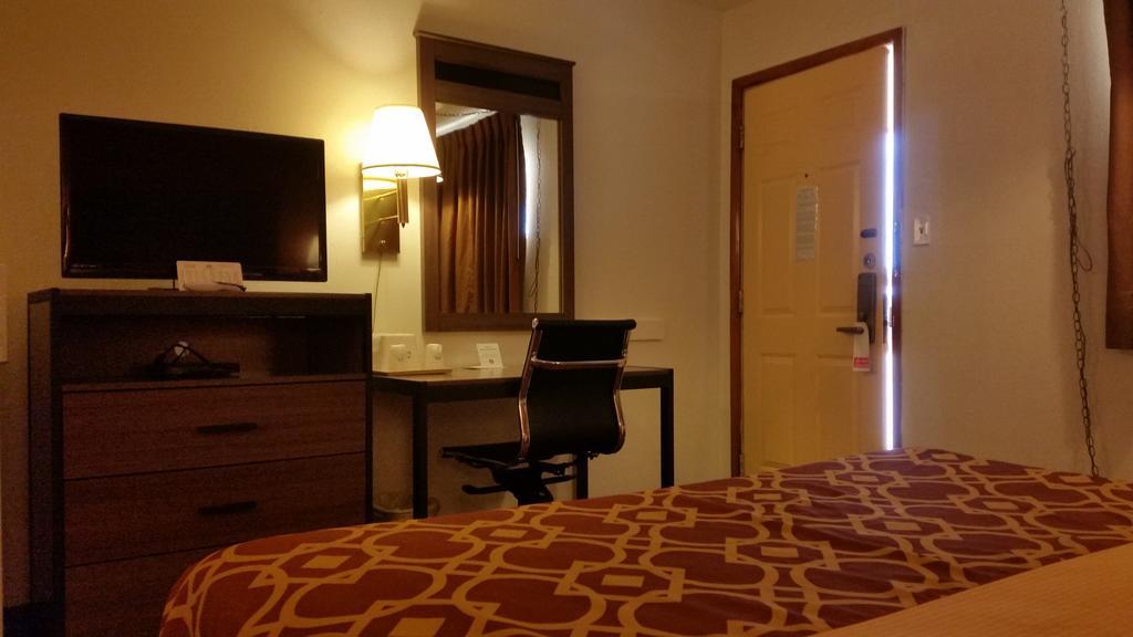 American Inn Of Liberal Εξωτερικό φωτογραφία