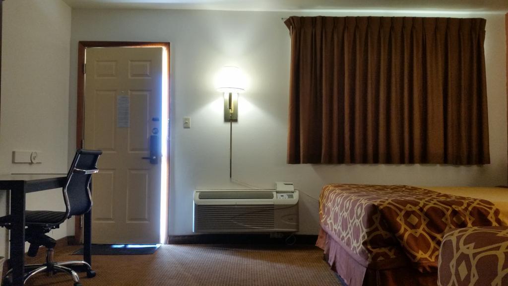 American Inn Of Liberal Εξωτερικό φωτογραφία